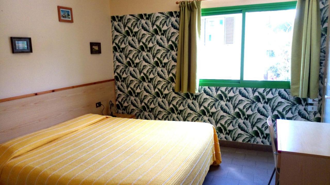 Hotel Lupo Di Mare Marina di Castagneto Carducci Dış mekan fotoğraf