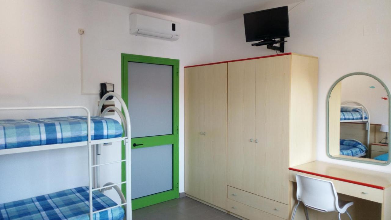 Hotel Lupo Di Mare Marina di Castagneto Carducci Dış mekan fotoğraf